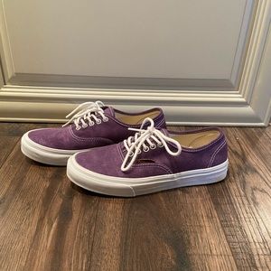 *New* Vans - Purple Canvas Low Top